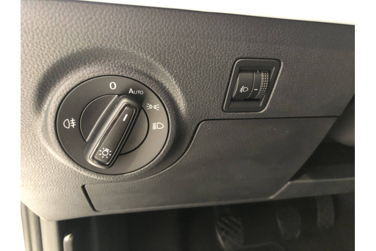 SEAT Ibiza 1.0 MPI 80 ch S/S BVM5 occasion Épinal 11