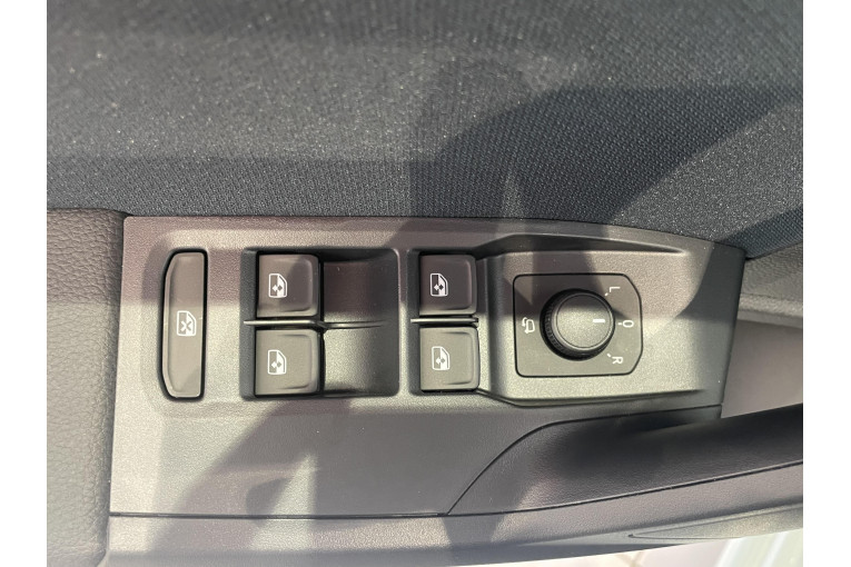 SEAT Ibiza 1.0 TSI 95 ch S/S BVM5 occasion Épinal 12