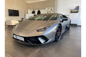 LAMBORGHINI Huracan Performante 640