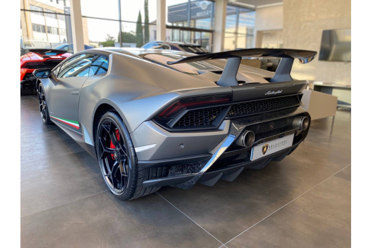 LAMBORGHINI Huracan Performante 640 occasion Dardilly 2
