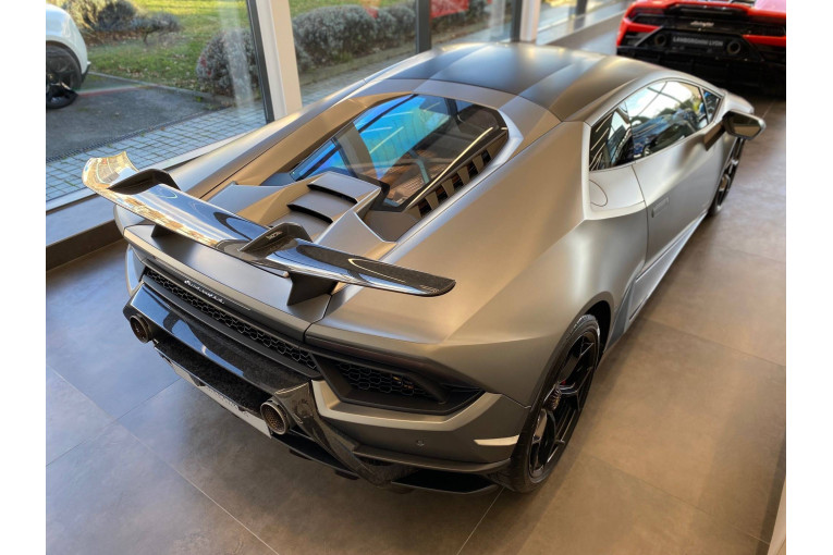 LAMBORGHINI Huracan Performante 640 occasion Dardilly 5
