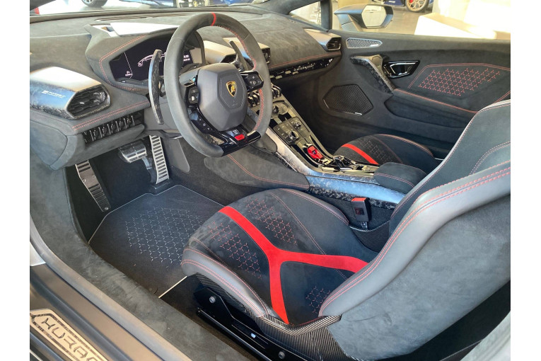 LAMBORGHINI Huracan Performante 640 occasion Dardilly 7