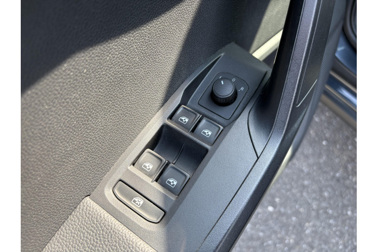 SEAT Arona 1.0 TSI 95 ch Start/Stop BVM5 occasion Horbourg-wihr 26