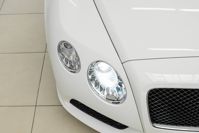 BENTLEY Continental GTC V8 4.0 507 ch BVA occasion Dardilly 16