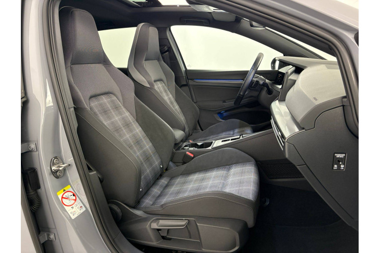 VOLKSWAGEN Golf 2.0 TDI SCR 200 DSG7 occasion Sausheim 14