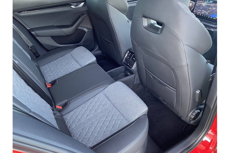 SKODA Octavia Combi 2.0 TDI 150 ch SCR DSG7 occasion Illzach 13