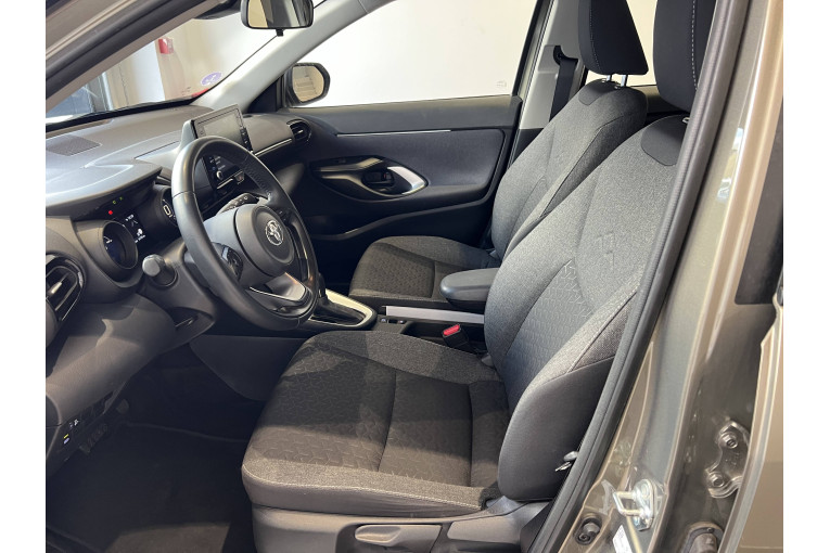 TOYOTA Yaris Cross Hybride 116h 2WD occasion Épinal 12