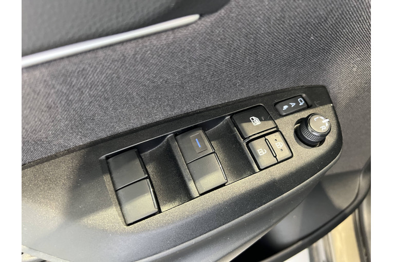 TOYOTA Yaris Cross Hybride 116h 2WD occasion Épinal 14