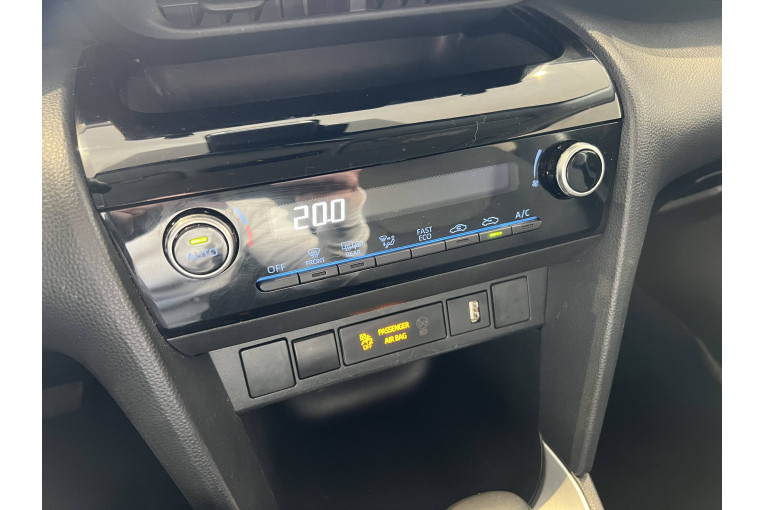 TOYOTA Yaris Cross Hybride 116h 2WD occasion Épinal 20