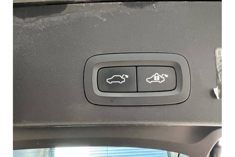 VOLVO XC40 D3 AdBlue 150 ch Geartronic 8 occasion Épinal 10