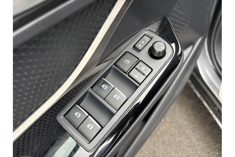 TOYOTA C-HR Hybride 122h occasion Horbourg-wihr 12