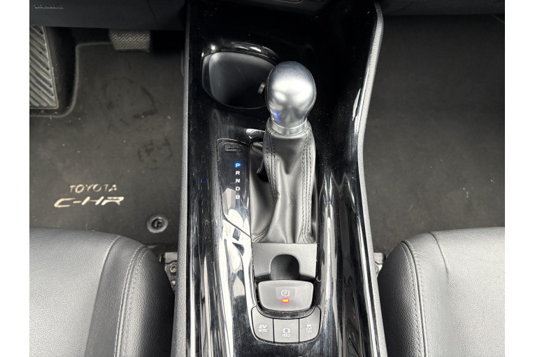 TOYOTA C-HR Hybride 122h occasion Horbourg-wihr 18