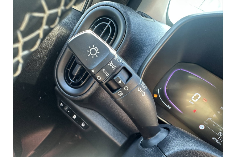 KIA Picanto 1.0 DPi 63 ch BVM5 occasion Chenôve 23