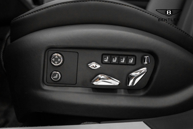 BENTLEY Flying Spur Hybrid V8 4.0 680 ch BVA occasion Dardilly 17