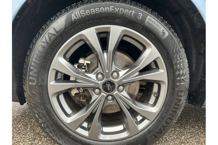 FORD Kuga 2.5 Duratec 190 ch FlexiFuel FHEV E85 Powershift occasion Chenôve 10