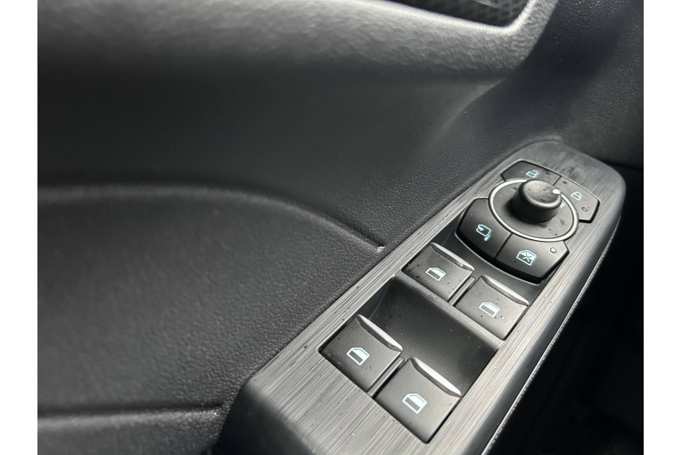 FORD Kuga 2.5 Duratec 190 ch FlexiFuel FHEV E85 Powershift occasion Chenôve 15