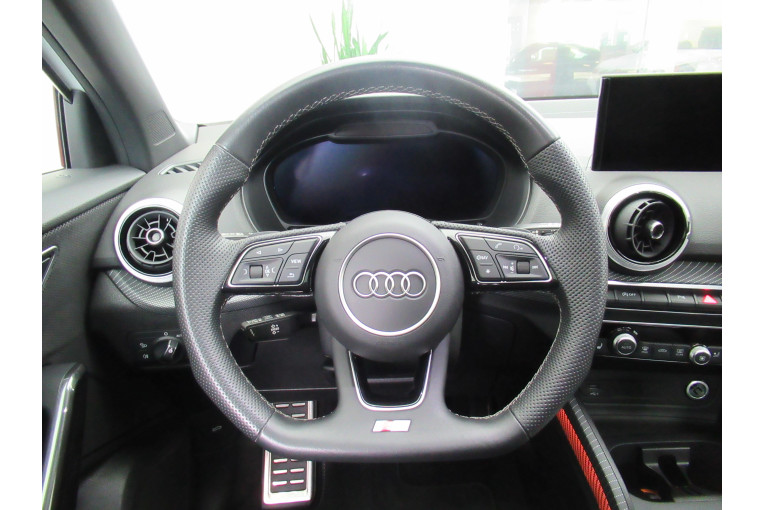 AUDI Q2 35 TFSI 150 S tronic 7 occasion Épinal 9