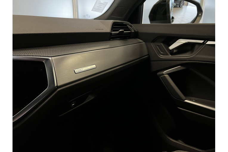 AUDI Q3 45 TFSIe 245 ch S tronic 6 occasion Sausheim 28