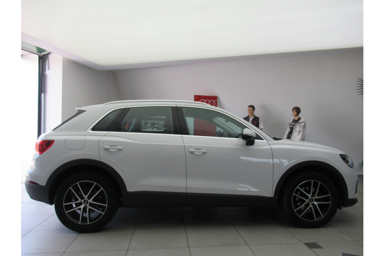 AUDI Q3 35 TFSI 150 ch S tronic 7 occasion Épinal 5