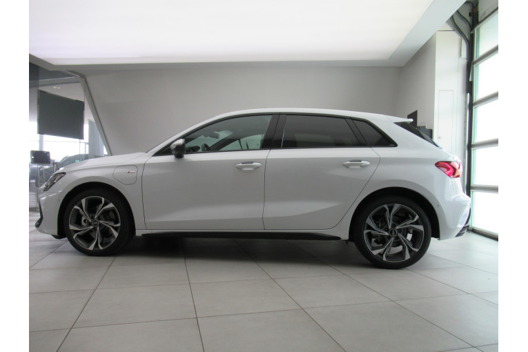 AUDI A3 Sportback TFSI e Hybride rechargeable 204 S tronic 6 occasion Épinal 2