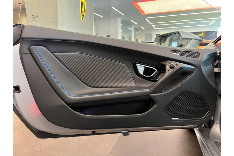 LAMBORGHINI Huracan Evo 5.2 V10 640 4WD LDF7 occasion Le cannet 17