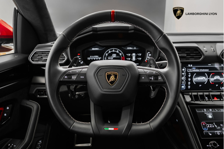 LAMBORGHINI Urus 4.0 V8 666 ch BVA8 occasion Dardilly 10