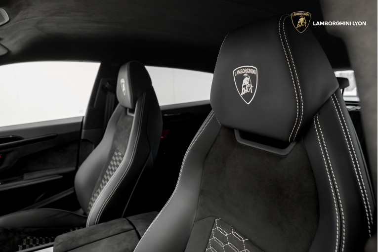 LAMBORGHINI Urus 4.0 V8 666 ch BVA8 occasion Dardilly 12