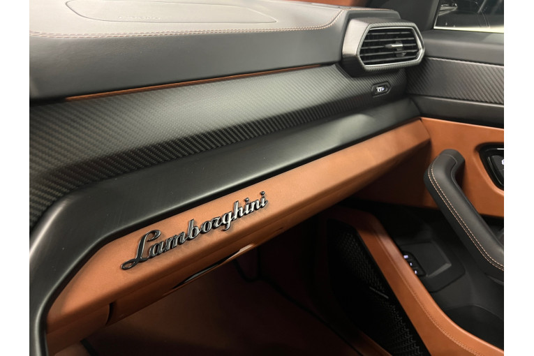LAMBORGHINI Urus 4.0 V8 666 ch BVA8 occasion Le cannet 16