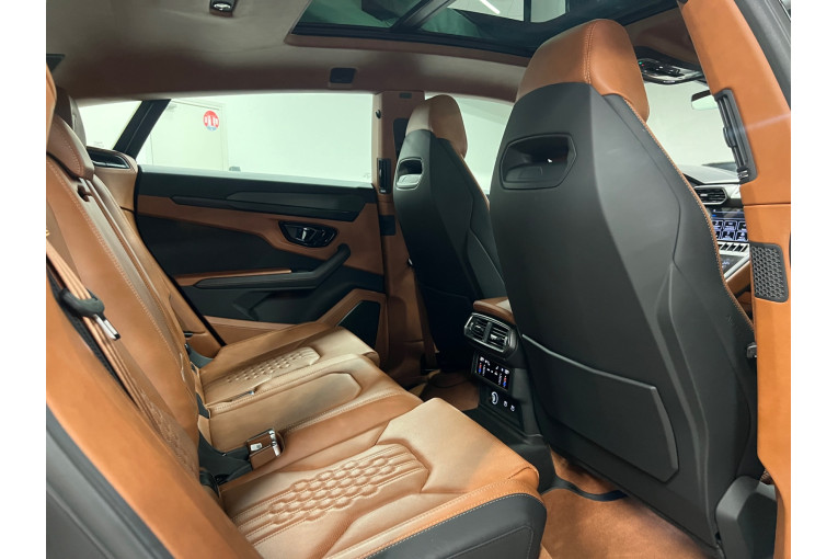 LAMBORGHINI Urus 4.0 V8 666 ch BVA8 occasion Le cannet 20