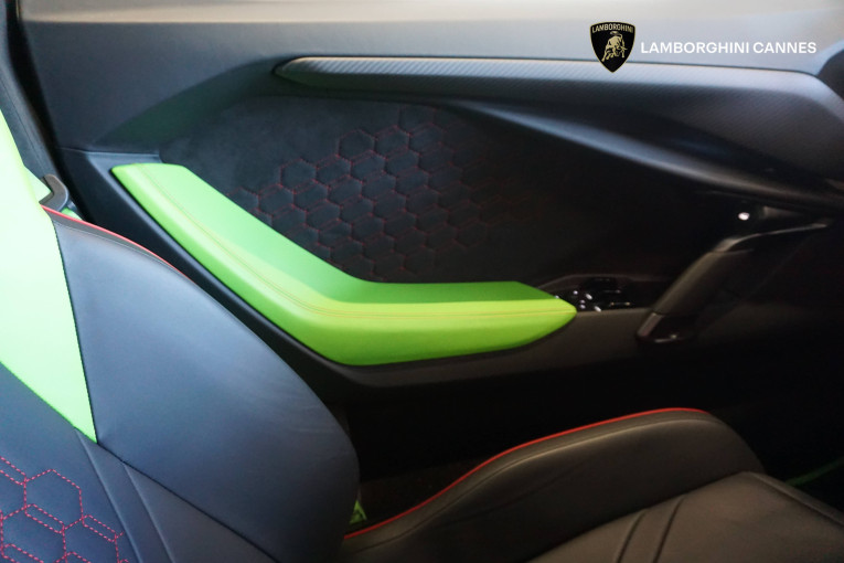 LAMBORGHINI Revuelto 6.5 V12 1015 occasion Le cannet 16