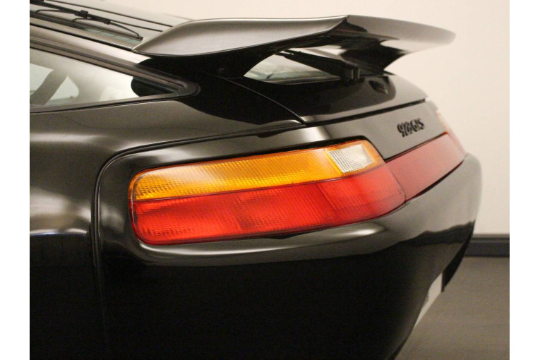 PORSCHE 928 5.4 GTS A occasion Chenôve 21