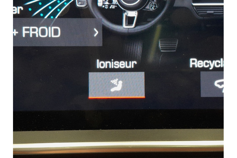 PORSCHE Cayenne Coupe E-Hybrid 4.0 V8 680 ch Tiptronic BVA occasion Chenôve 23