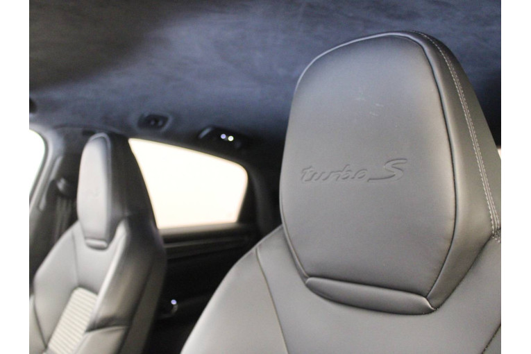 PORSCHE Cayenne Coupe E-Hybrid 4.0 V8 680 ch Tiptronic BVA occasion Chenôve 12