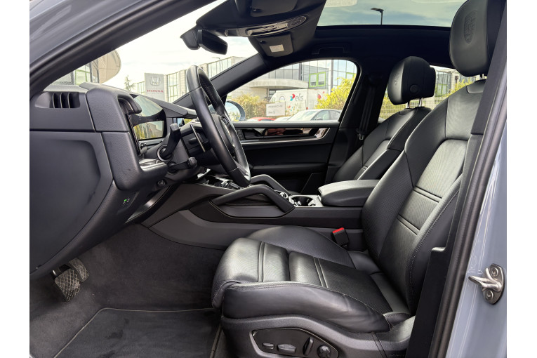 PORSCHE Cayenne Coupé E-Hybrid 3.0 V6 470 ch occasion Chenôve 12