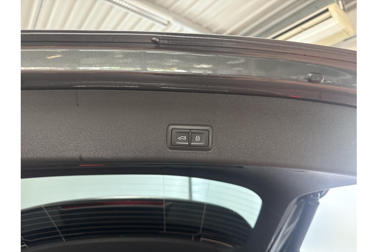 AUDI Q3 e-hybrid 272 ch S tronic 6 occasion Sausheim 36