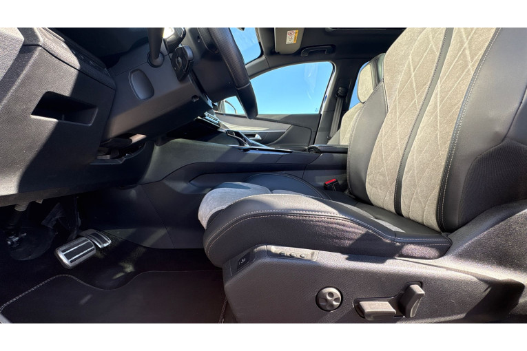 PEUGEOT 3008 Hybrid4 300 e-EAT8 occasion Illzach 11