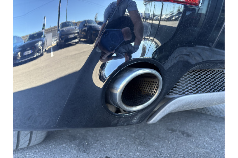 ASTON MARTIN Vantage Roadster V8 occasion Chenôve 23