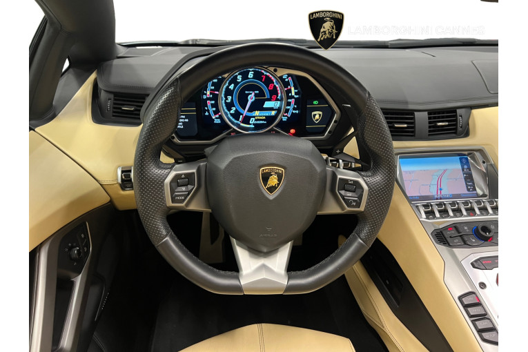 LAMBORGHINI Aventador Roadster 6.5 V12 LP 700-4 occasion Le cannet 12