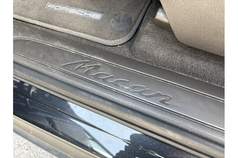 PORSCHE Macan 2.0 245 ch occasion Chenôve 15