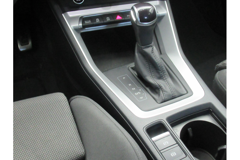 AUDI Q3 35 TFSI 150 ch S tronic 7 occasion Épinal 14