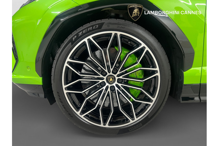LAMBORGHINI Urus 4.0 V8 800 ch BVA8 occasion Le cannet 9