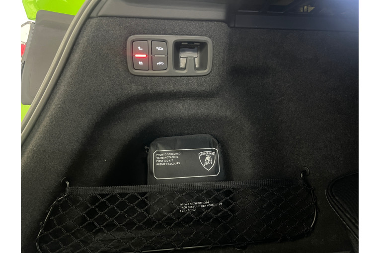 LAMBORGHINI Urus 4.0 V8 800 ch BVA8 occasion Le cannet 18
