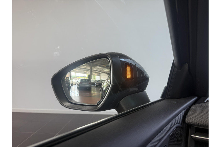 AUDI Q3 e-hybrid 272 ch S tronic 6 occasion Sausheim 22
