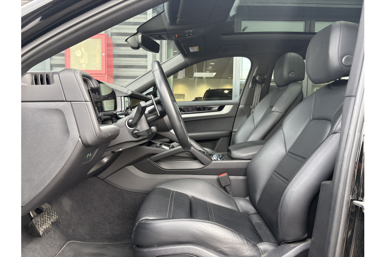 PORSCHE Cayenne Coupé E-Hybrid 3.0 V6 470 ch occasion Chenôve 12