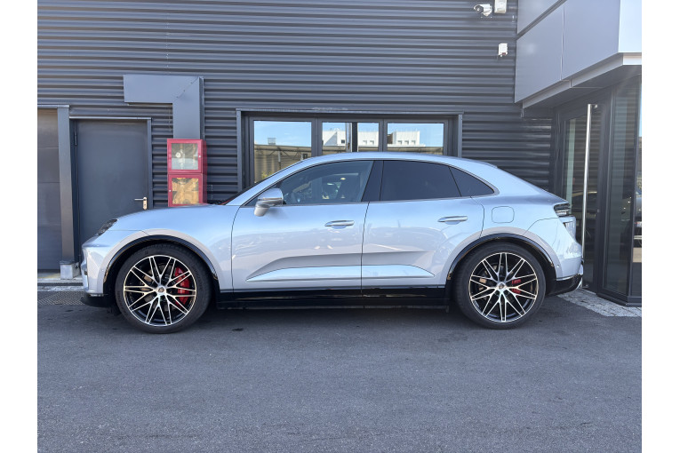 PORSCHE Macan Turbo 639 ch occasion Chenôve 2