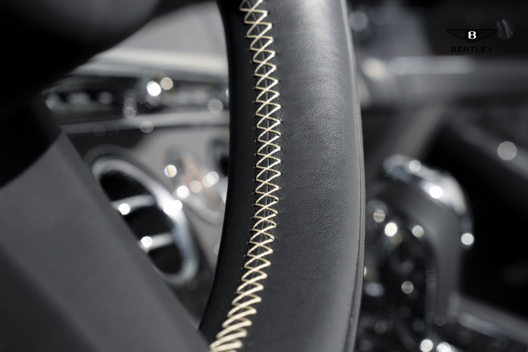 BENTLEY Continental GTC V8 4.0 550 ch BVA occasion Dardilly 8