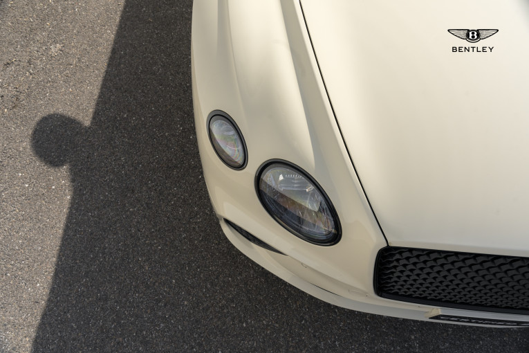 BENTLEY Continental GTC V8 4.0 550 ch BVA occasion Dardilly 12