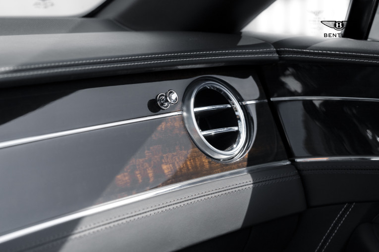 BENTLEY Continental GTC V8 4.0 550 ch BVA occasion Dardilly 35