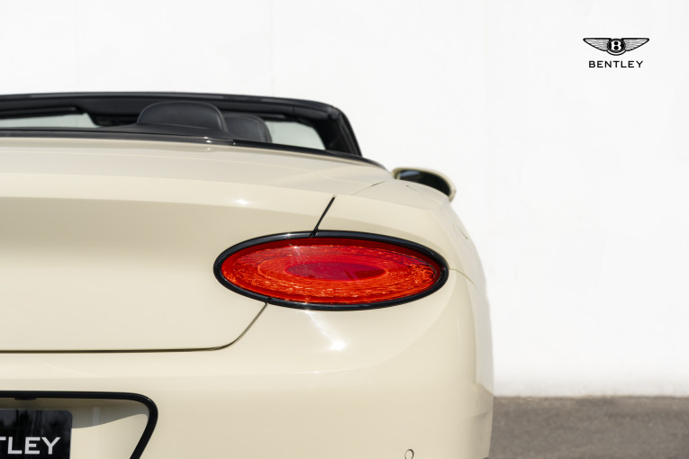 BENTLEY Continental GTC V8 4.0 550 ch BVA occasion Dardilly 38