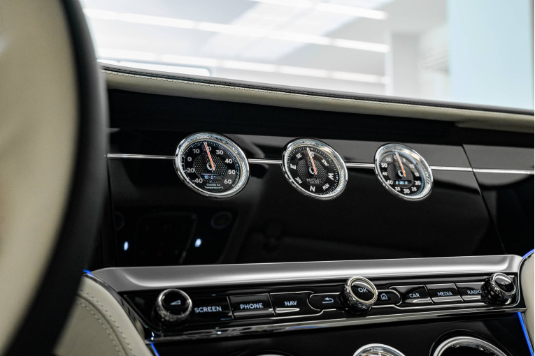 BENTLEY Continental GT V8 680 ch PHEV occasion Dardilly 25